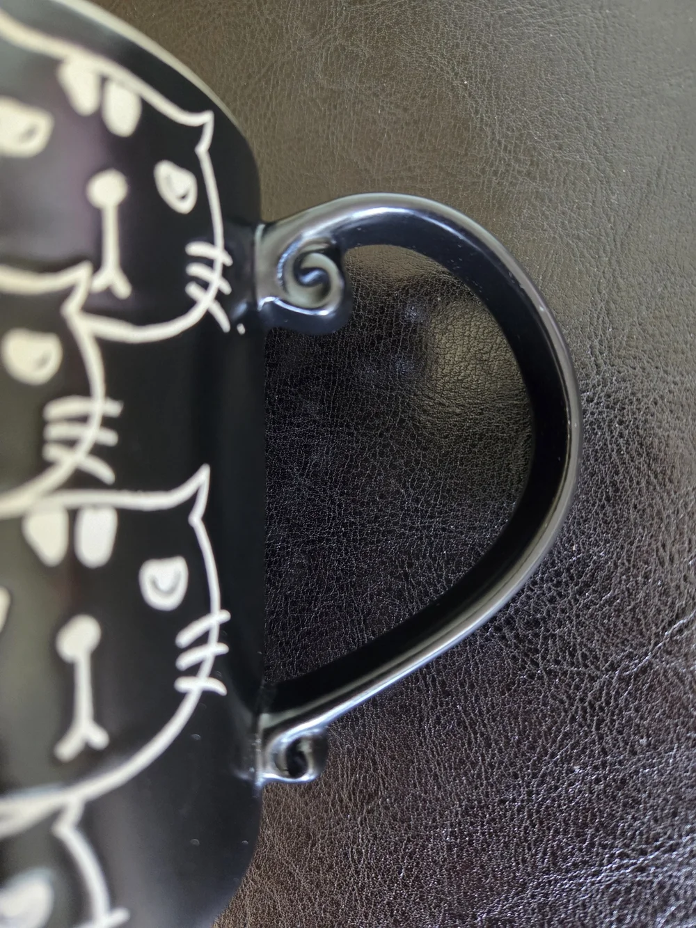 Black Cat Print Ceramic Pet Lover Mug. Coffee / Tea / Hot Cocoa.